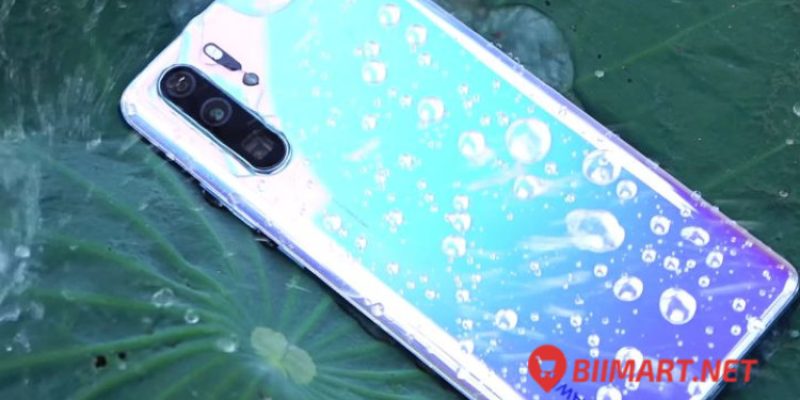 Cách Xử Lý Nhanh Điện Thoại Rơi Xuống Nước Để Hạn Chế Hư Hại